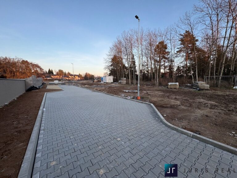 prodej-komercni-pozemky-8160m2-mukarov-zernovka-img-20241231-wa0078-4544ca