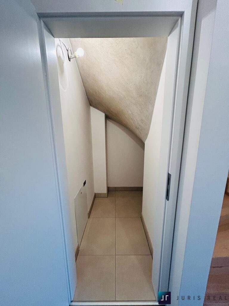 WhatsApp Image 2025-11-18 at 10.19.18