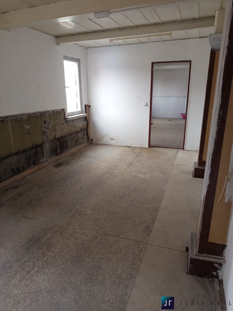 033dc7f0-1cdf-456c-8566-90fa75e20b11