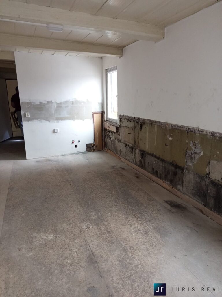 7b8ac059-385c-4883-a2fc-0da667fb4e81