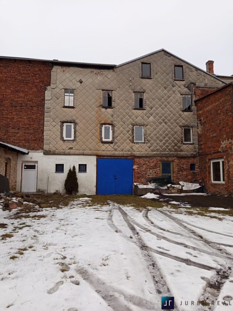 8aa4160f-8c63-4bc5-a3dc-956a3310137f