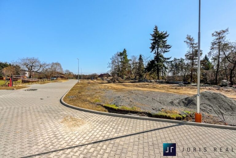 prodej-pozemky-pro-bydleni-6906m2-mukarov-zernovka-m-b9ad6b