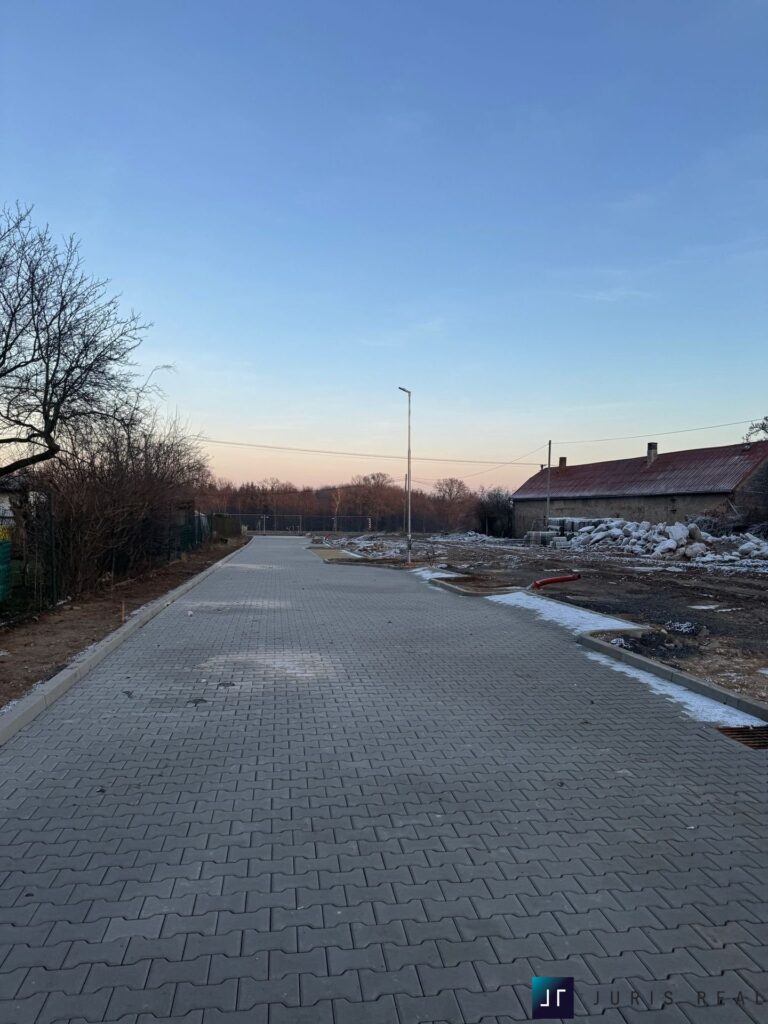 prodej-pozemky-pro-bydleni-907m2-mukarov-zernovka-img-20241231-wa0052-cd3f12