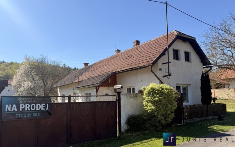 pohled na dům čelní 3