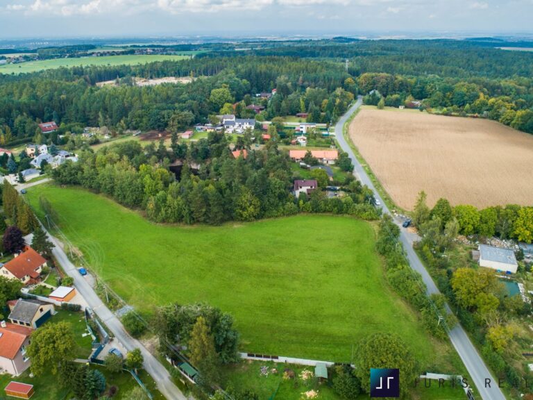 prodej-pozemky-pro-bydleni-1028m2-mukarov-zernovka-dji-0019-4-992657
