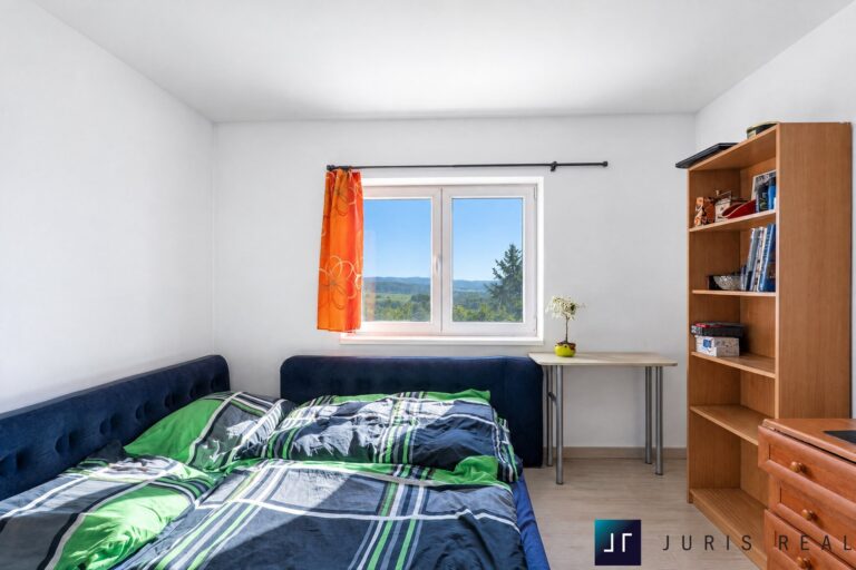 34_Bedroom_02