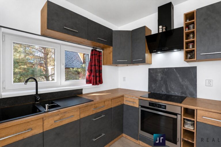 22_Kitchen_01