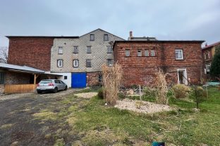 prodej-restaurace-1600m2-dolni-podluzi-img-1376-bdbdbc