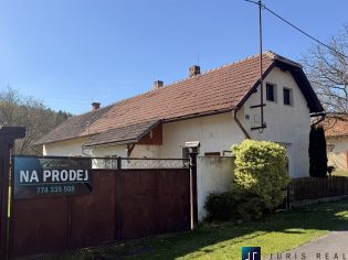 pohled na dům čelní 2