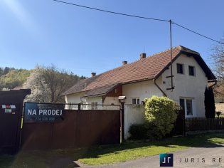 pohled na dům čelní 1