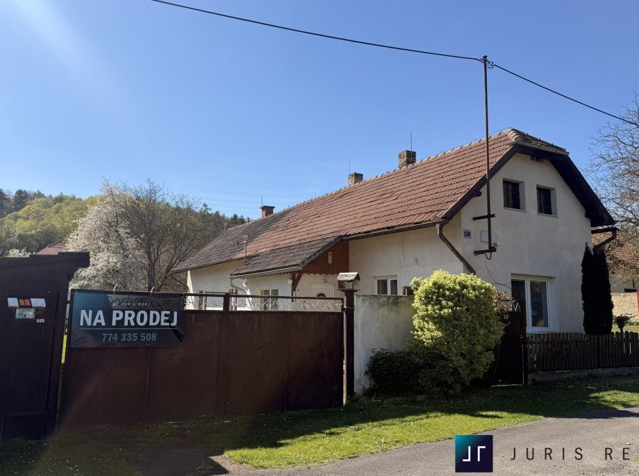 pohled na dům čelní 1